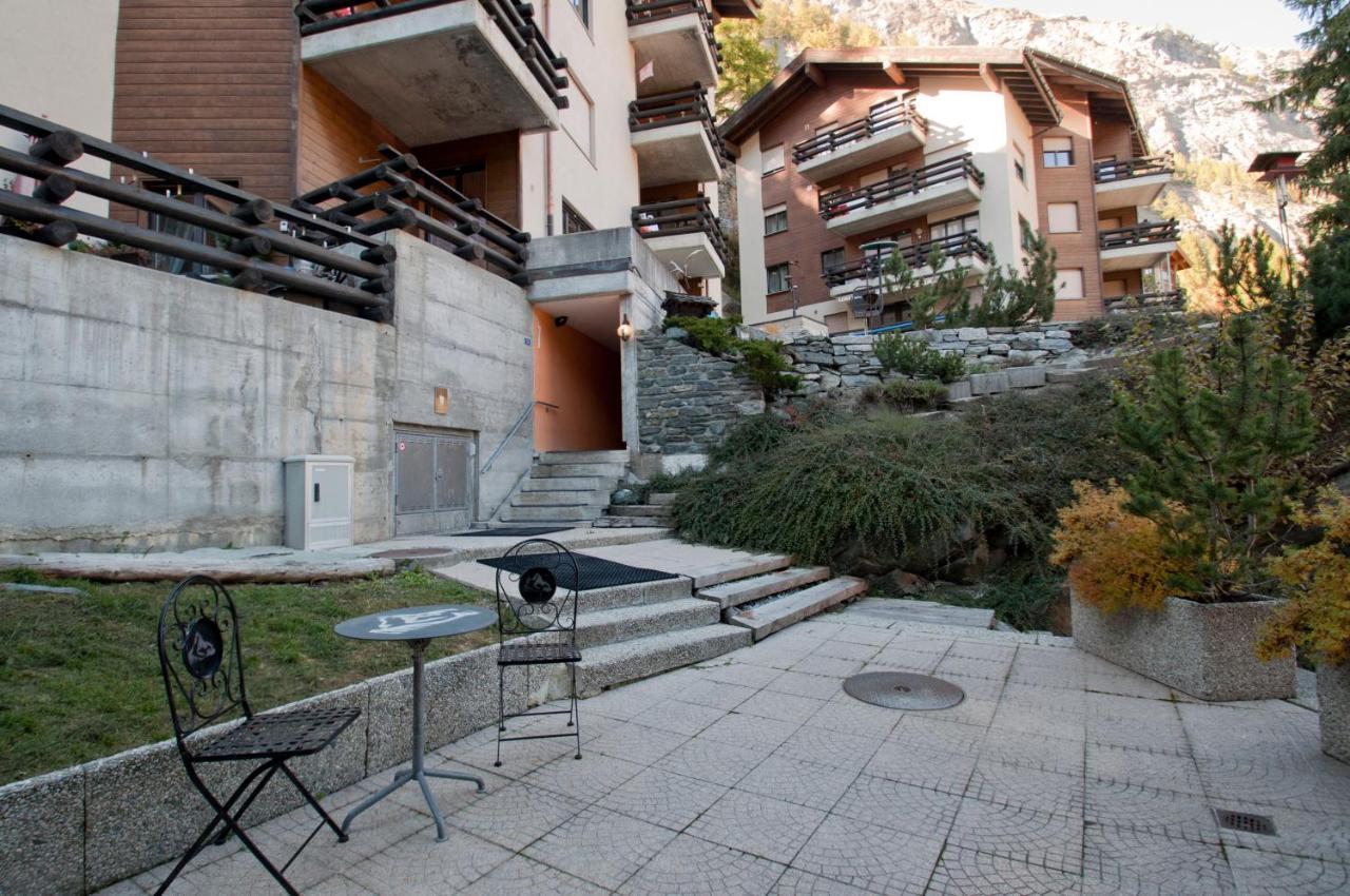 Haus Bodmen C, Apartment Edelweiss Цермат Екстериор снимка